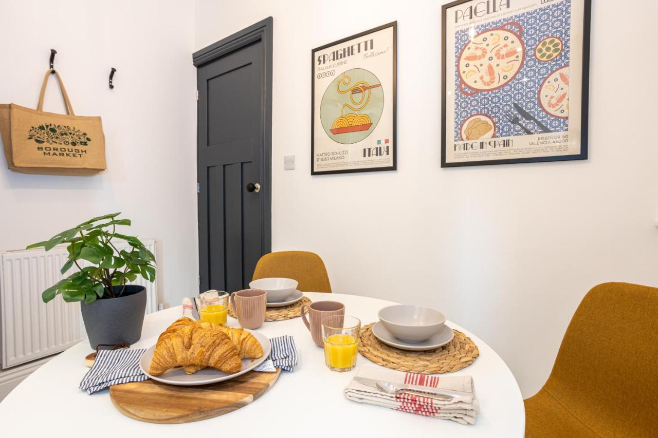 Stunning Scandi 3 Bed House In Manchester-Parking Villa Eksteriør bilde